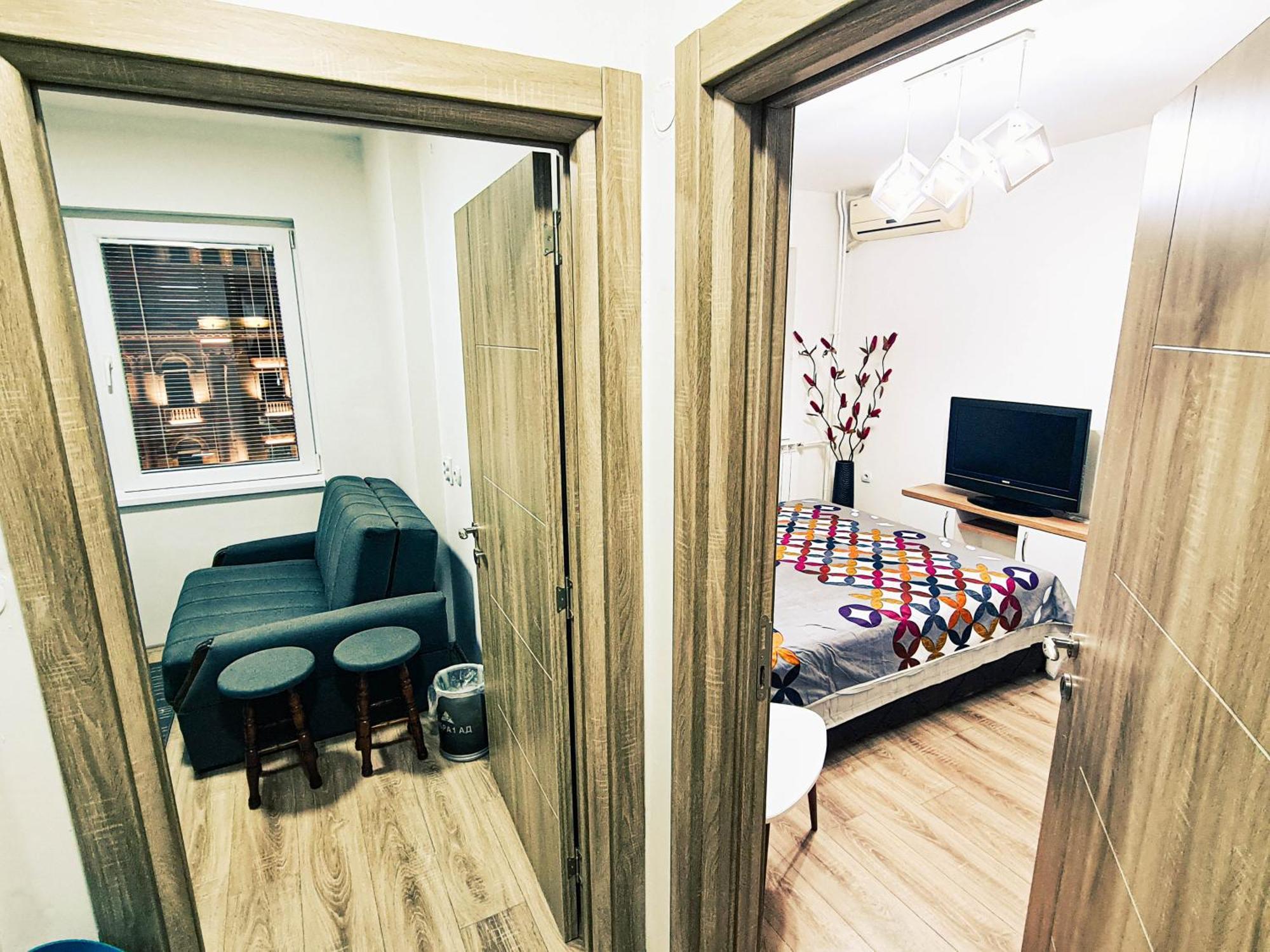 Fantazy Apartment Main Square Skopje Exterior photo