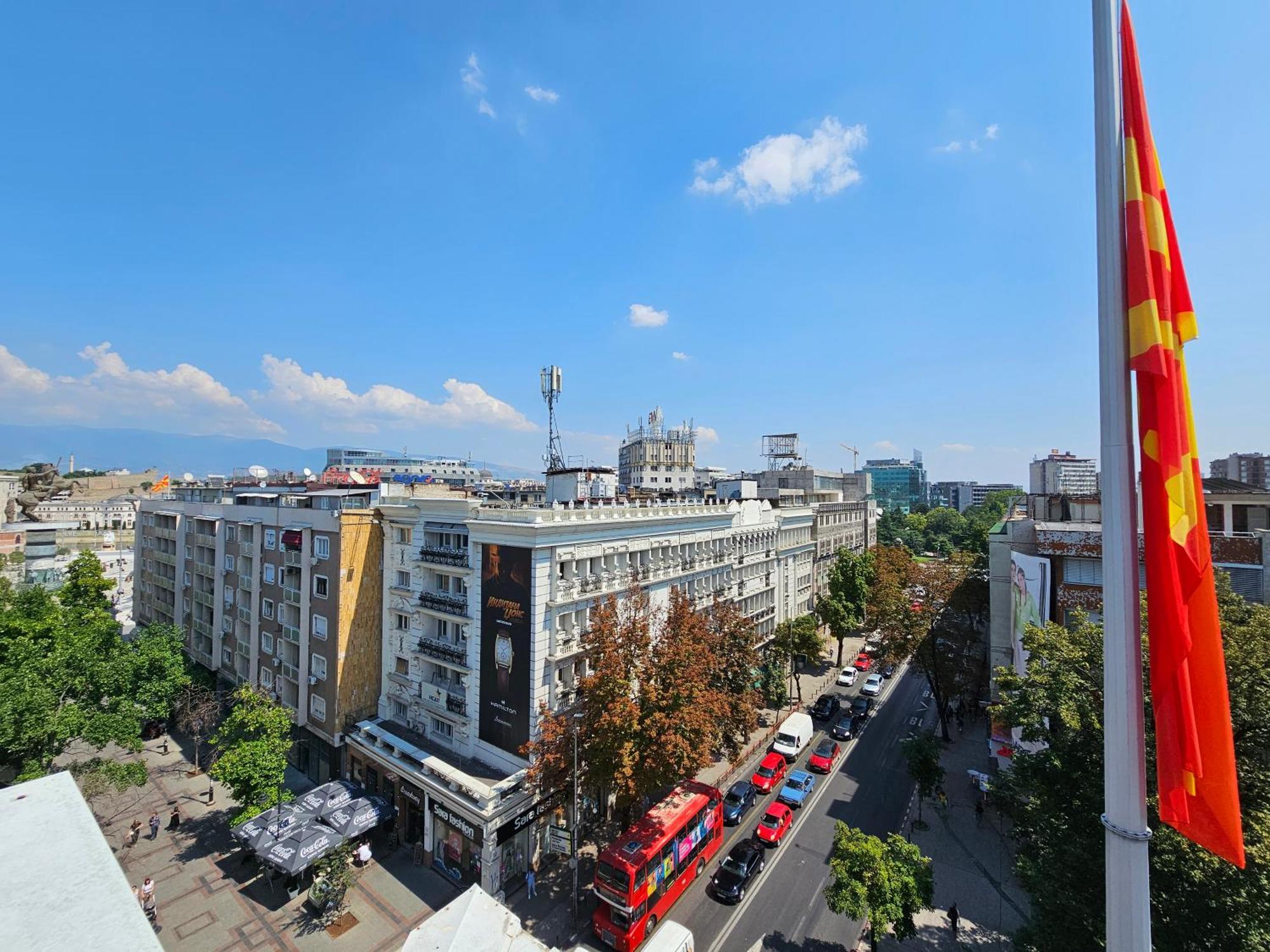 Fantazy Apartment Main Square Skopje Exterior photo